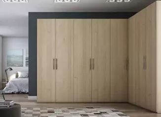 ¿Qué tipos de Armarios en Getafe elegir? Puertas Batientes Vs Puertas Correderas